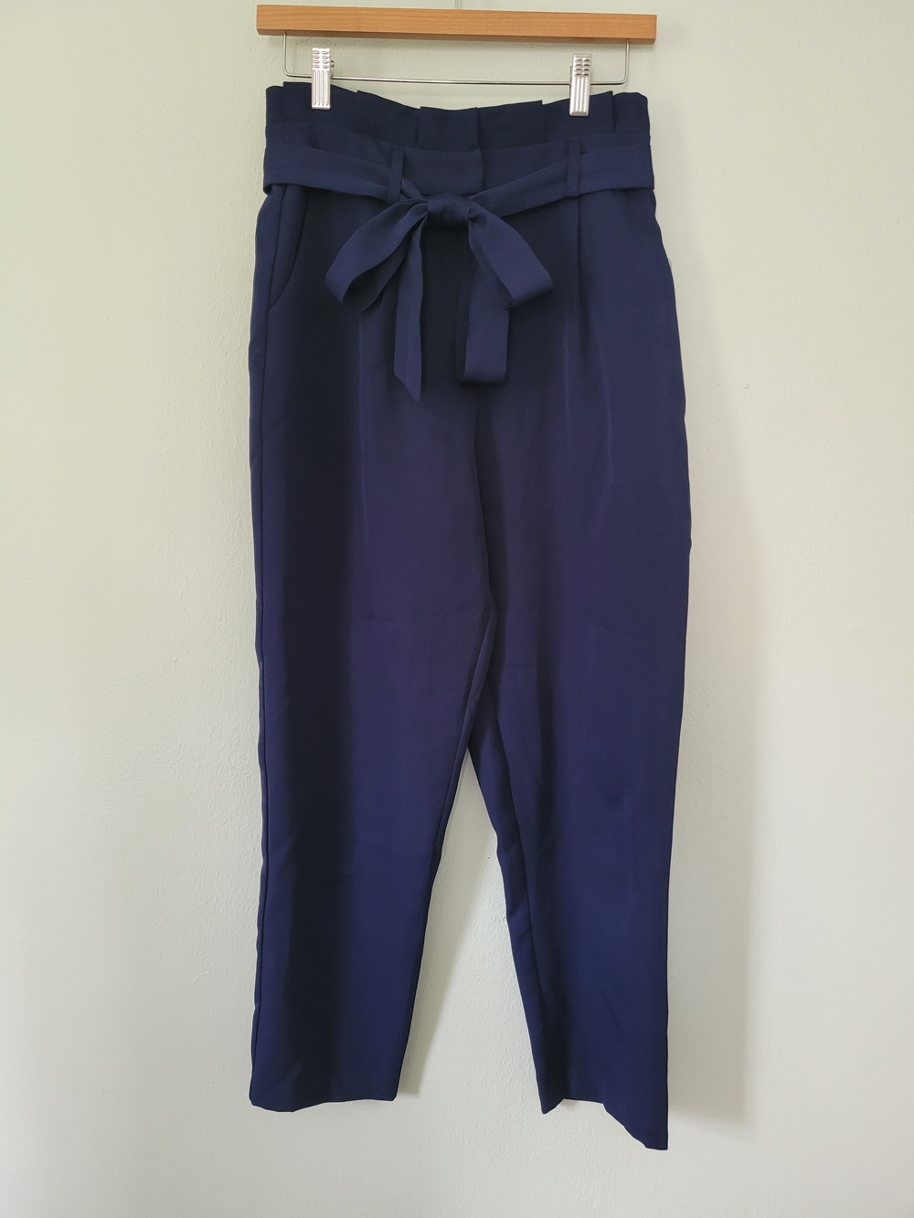 Lulu's Navy High-Waist Paperbag Tie Ankle Pants